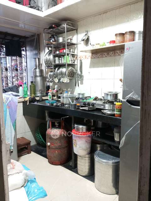 1 RK Flat In Om Dutta For Sale  In Sion