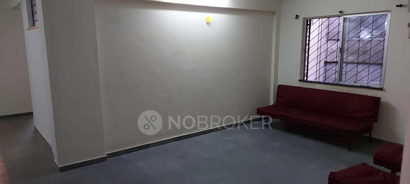 4 BHK Flat In Avanti Apartment for Rent  In Narayan Peth