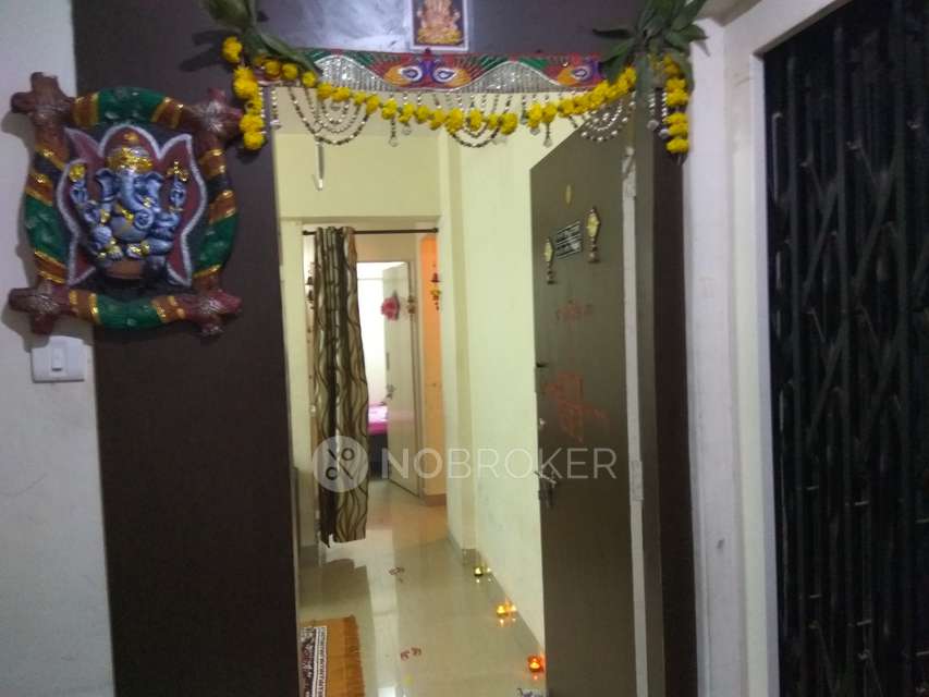 2 BHK Flat In Bhekrai Nagar, Shreyas Vihar for Rent  In Bhekrai Nagar