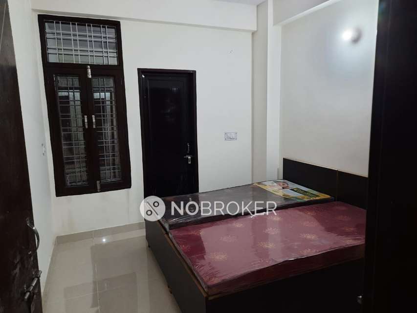 1 BHK House for Rent  In Sector 22