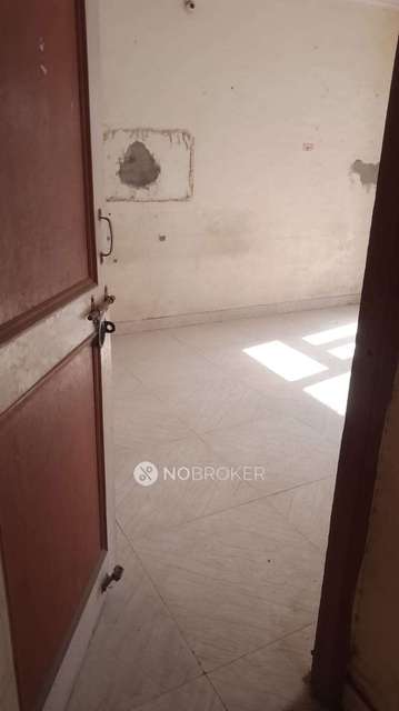 3 BHK Flat In Standalone Building  For Sale  In Wazirabad