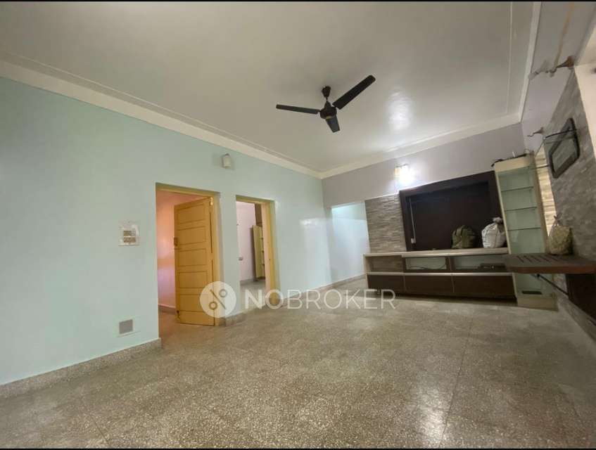 4 BHK House for Rent  In 1st Stage