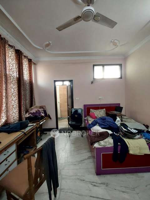 4 BHK Flat In Independent House   for Rent  In Sector 15, Dwarka