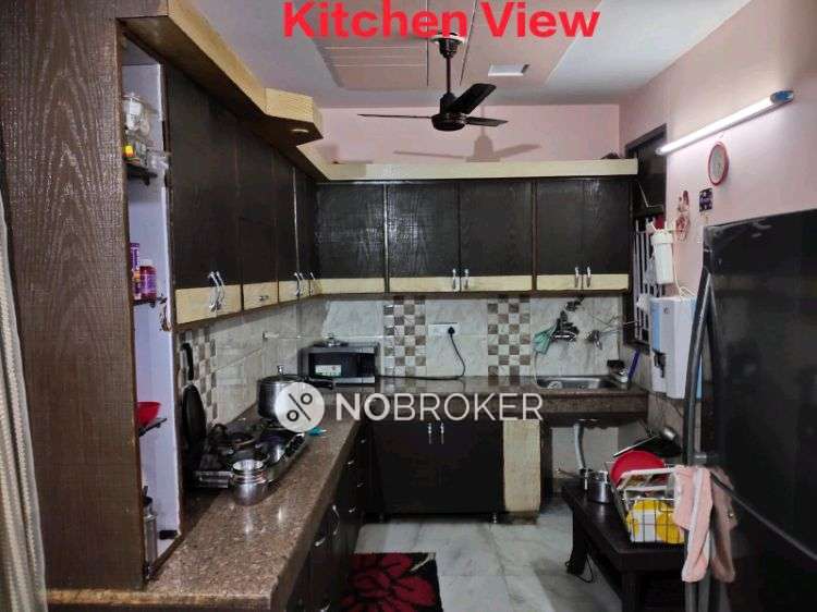 3 BHK Flat In Shree Ram Apartment For Sale  In Bade Hanuman Mandir