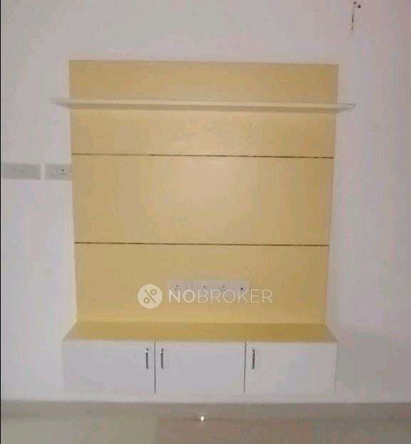 2 BHK Flat In Navins Sanctum For Sale  In Sembakkam