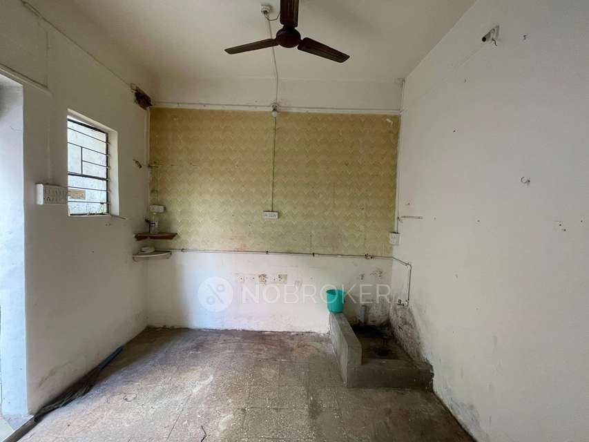 Shop in Anand Nagar, Pune for sale 