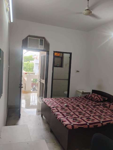 PG for Girls in Sector 22