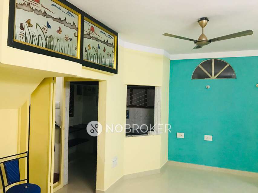 2 BHK Flat In Standalone Building  For Sale  In Hbr Layout