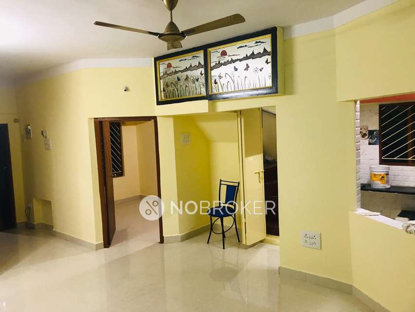 2 BHK Flat In Standalone Building  For Sale  In Hbr Layout