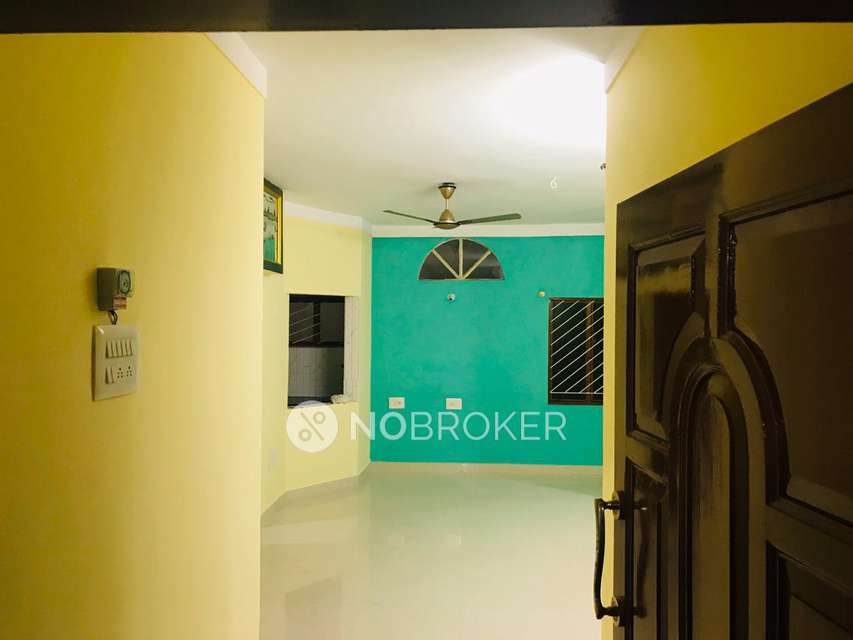 2 BHK Flat In Standalone Building  For Sale  In Hbr Layout