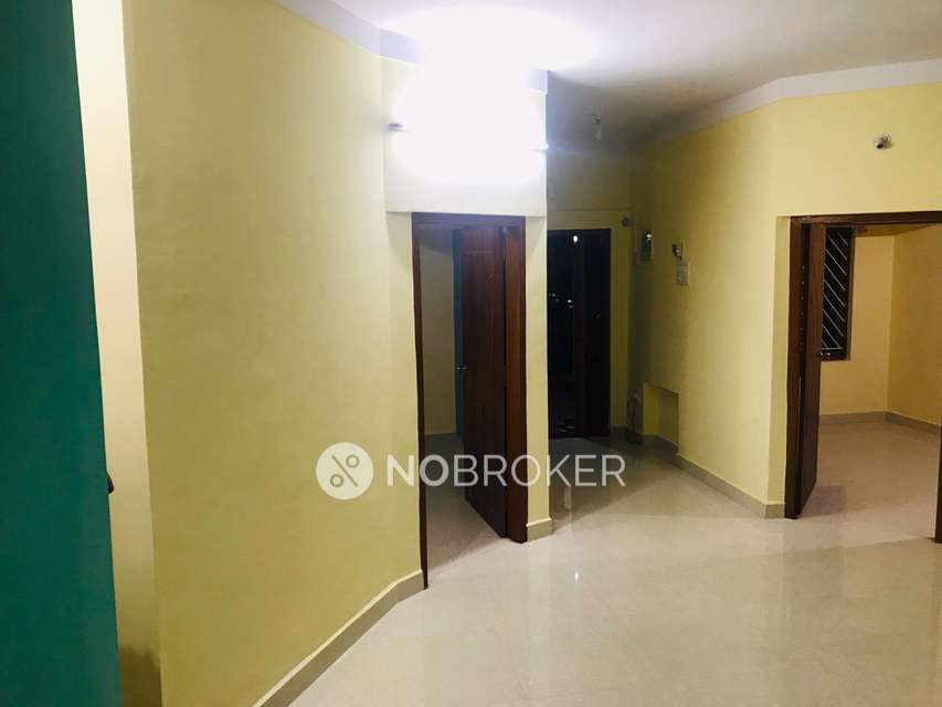 2 BHK Flat In Standalone Building  For Sale  In Hbr Layout