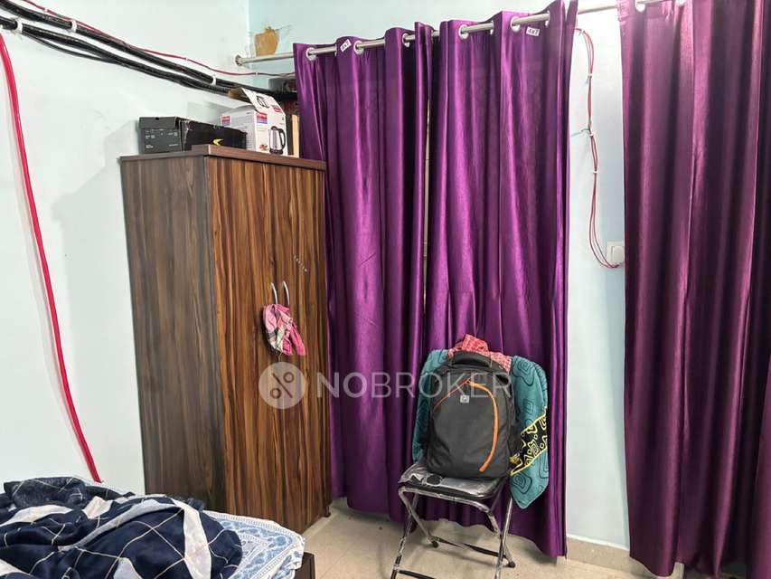 PG for Girls in Laxmi Nagar