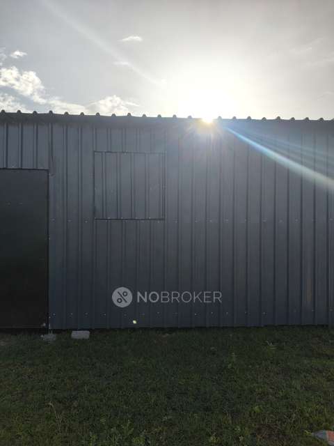 Godown/Warehouse in  Uruli Devachi, Pune for Rent 