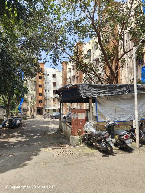 1 BHK Flat In Neelkanth Chs Kandivali For Sale  In Kandivali West