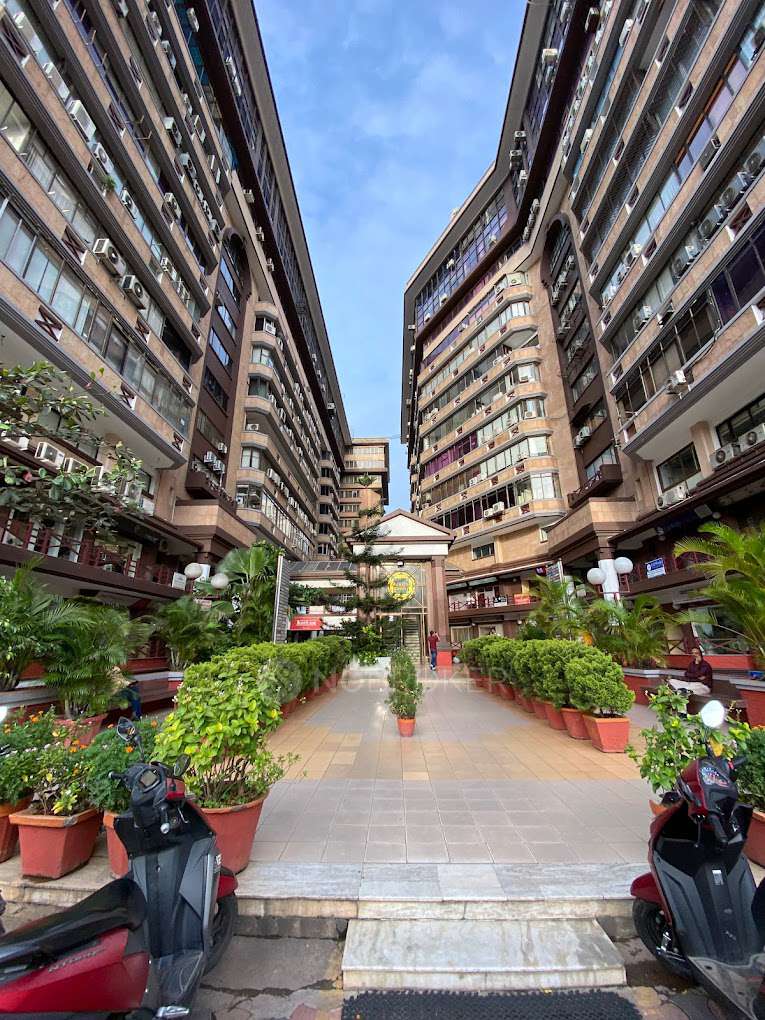 Office Space for Rent in Manipal Center Apartments, bangalore for Rs