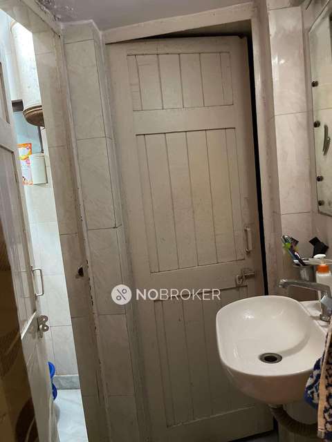 2 BHK Flat In Dda Flat  For Sale  In Shalimar Bagh