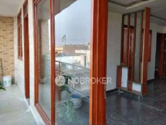 2 BHK Flat In Sharma Apartment For Sale  In Shahadara