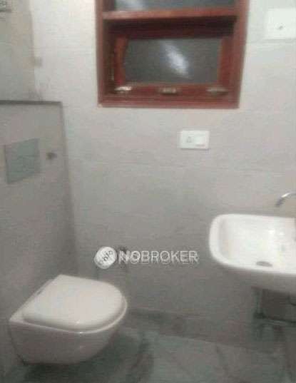 2 BHK Flat In Sharma Apartment For Sale  In Shahadara