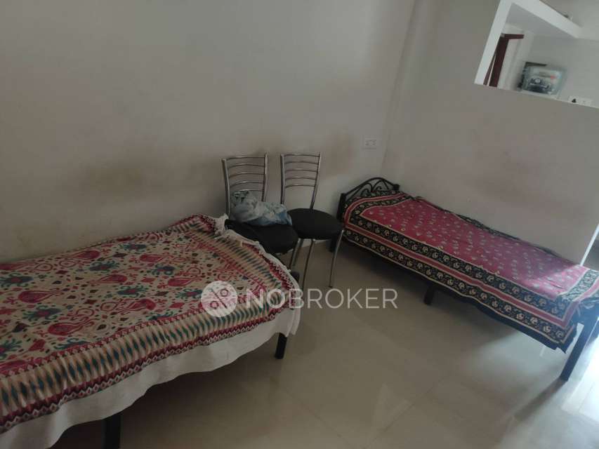 Shared Room for Female In 1 BHK  In Yashas World Property In Gokhalenagar