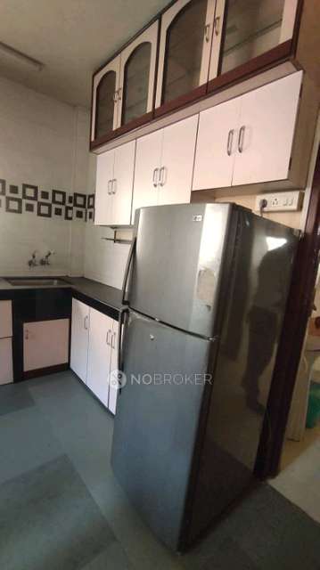 2 BHK Flat In Gayatri Apartment for Rent  In Gayatri Apartment