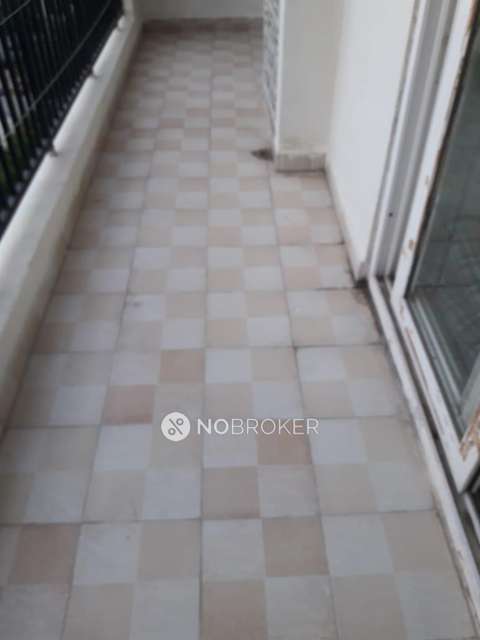 3 BHK Flat In Sethi Max Royal For Sale  In Sector-76