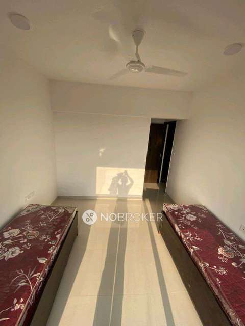 PG for Girls in Kandivali 