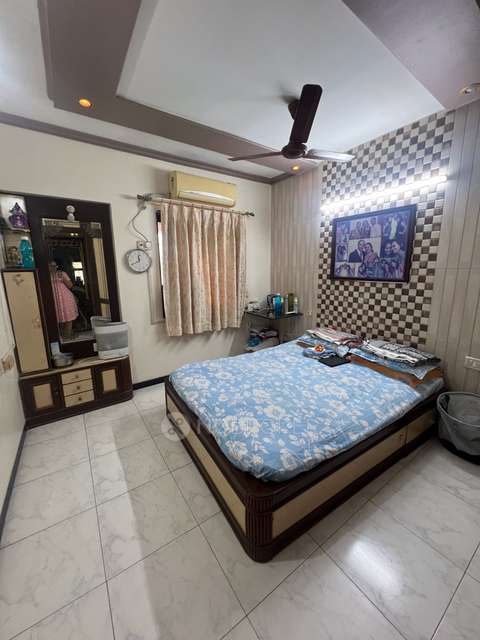 1 BHK Flat In Shree Shivam Apartment For Sale  In Kandivali West