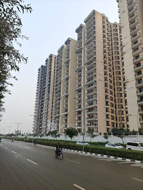 2 BHK Flat In Sanchar Nest Sahkari Awas Samiti Cooperative Society Ltd., Wave City For Sale  In Wave City