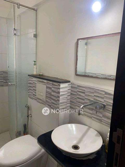 2 BHK Flat In Grandbay Gemini Housing A6 Wing for Rent  In Manjri Bk