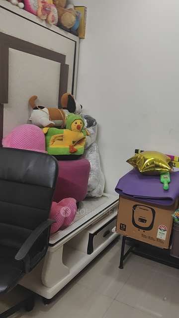 3 BHK Flat In Sai Gayathri Thota Residency For Sale  In Kothapet