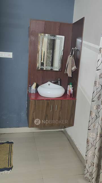 3 BHK Flat In Sai Gayathri Thota Residency For Sale  In Kothapet