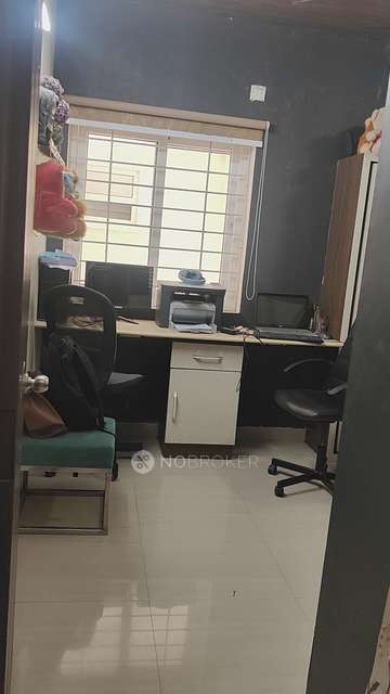 3 BHK Flat In Sai Gayathri Thota Residency For Sale  In Kothapet