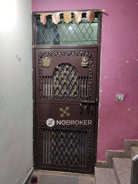 2 BHK Flat In Dhankar Apartment For Sale  In Sainik Farm