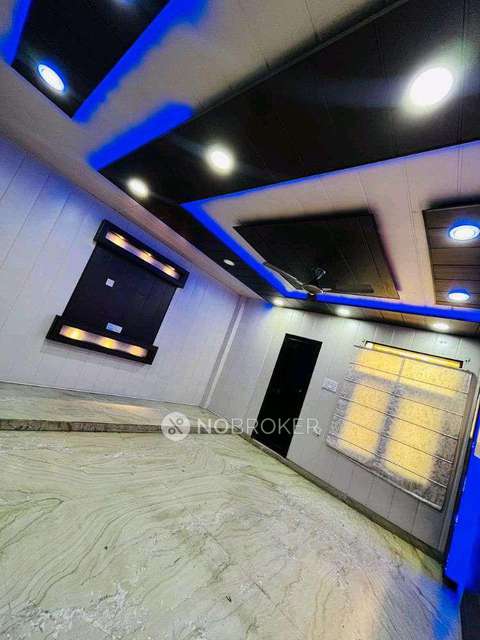 4 BHK Flat For Sale  In Tri Nagar