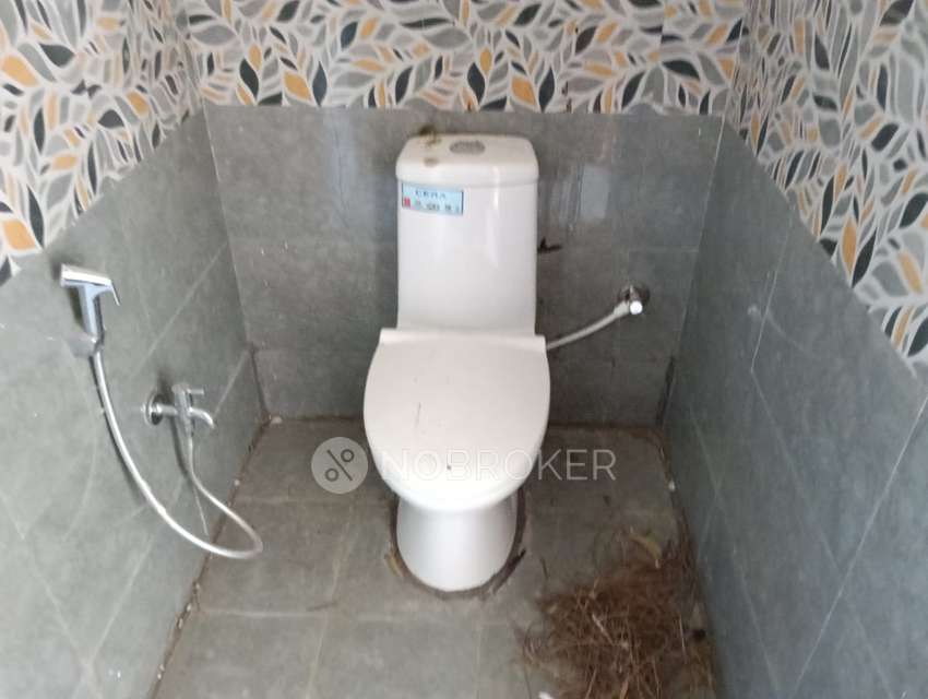 2 BHK Flat In Sri Sai Prameela Jayadheera For Sale  In Saroornagar 