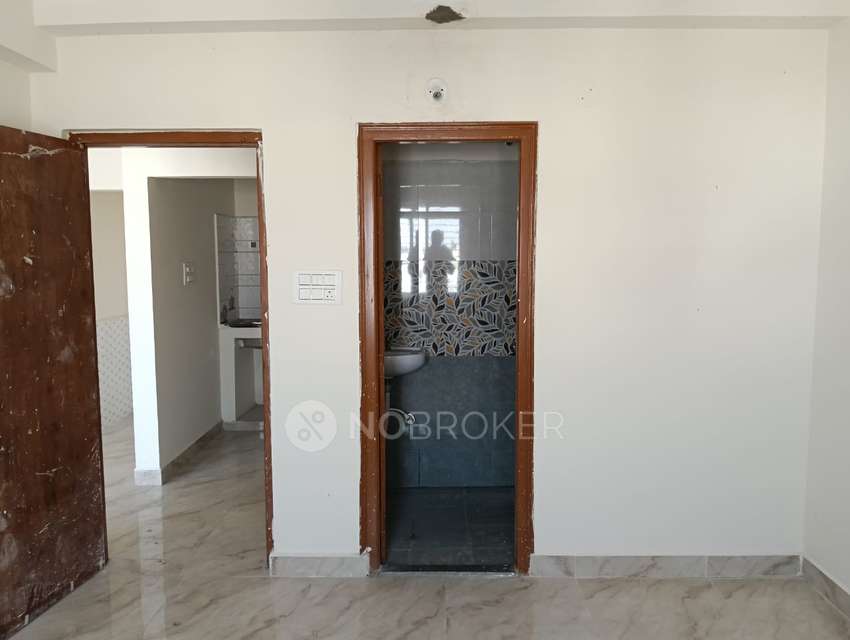 2 BHK Flat In Sri Sai Prameela Jayadheera For Sale  In Saroornagar 