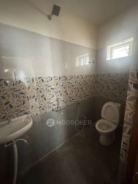 2 BHK Flat In Sri Sai Prameela Jayadheera For Sale  In Saroornagar 