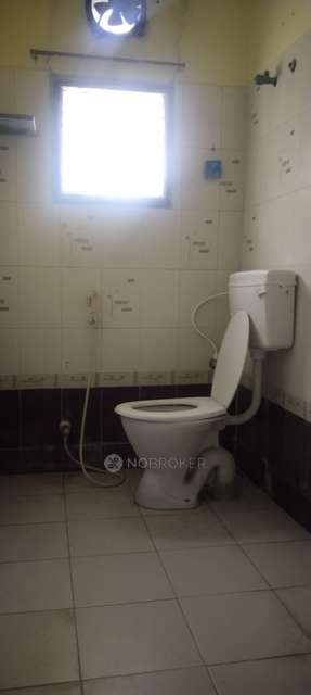 2 BHK Flat In Kalavathi Enclave For Sale  In Madipakkam