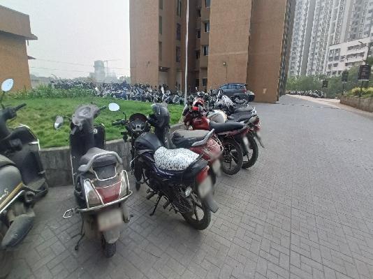 2 BHK Flat In Highland Haven For Sale  In Thane West