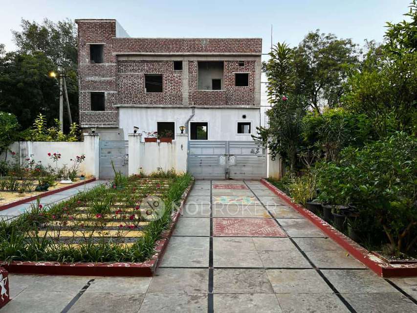 4+ BHK House For Sale  In  Sharada Nagar, Shamshabad
