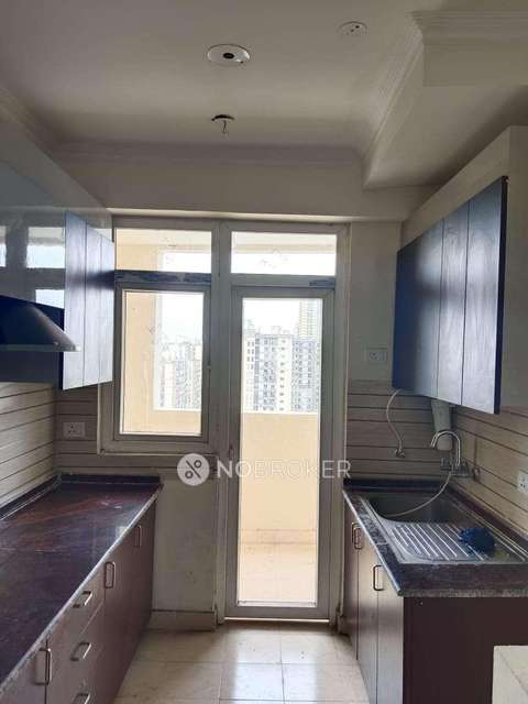 2 BHK Flat In Amarpali Silicon City For Sale  In Sector 76