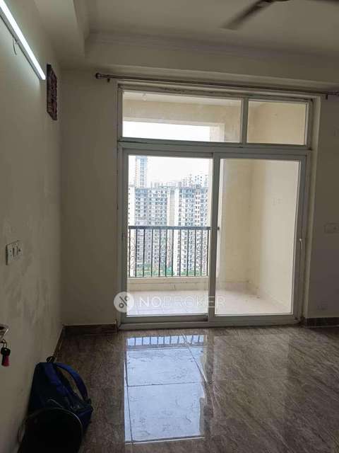 2 BHK Flat In Amarpali Silicon City For Sale  In Sector 76