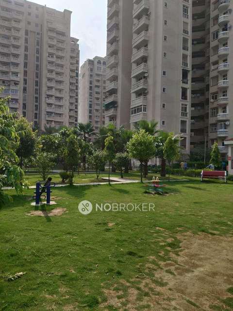 2 BHK Flat In Amarpali Silicon City For Sale  In Sector 76