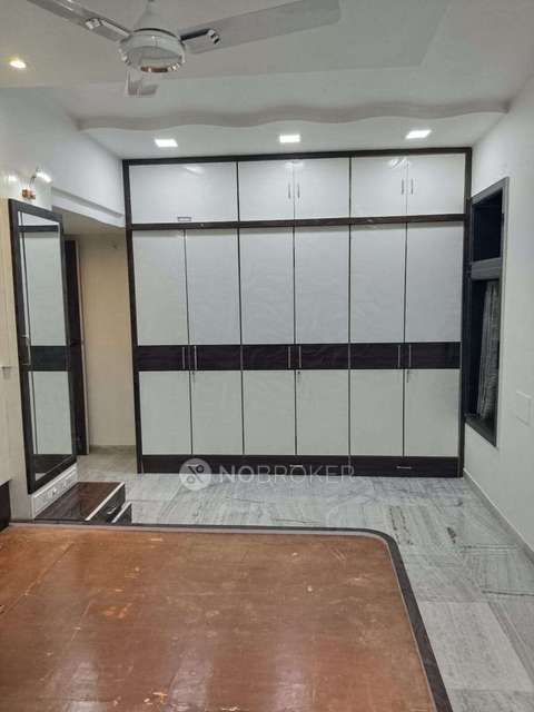 2 BHK Flat In Amrut Building  For Sale  In Mulund West