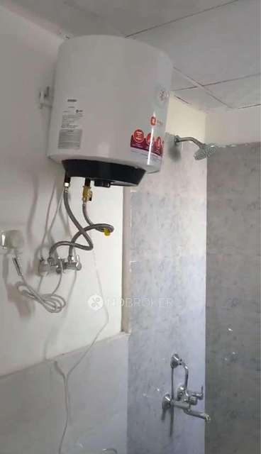 2 BHK Flat In Suncity 76 For Sale  In Suncity Heights