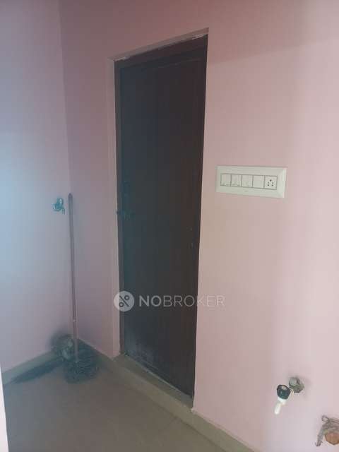 2 BHK Flat In Murugan Flats For Sale  In Anakaputhur