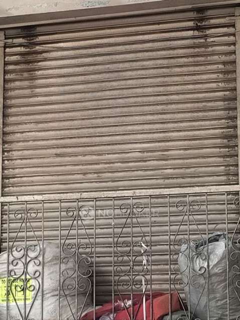 Shop in Ganesh Peth, Pune for sale 