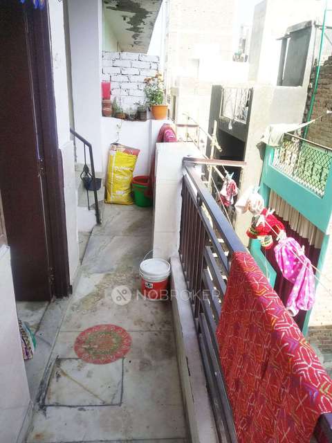 1 BHK Flat In Sb For Sale  In  Uttam Nagar