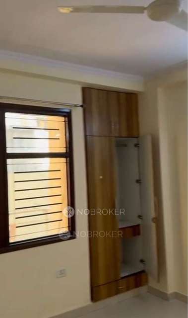 3 BHK Flat For Sale  In Mahavir Enclave