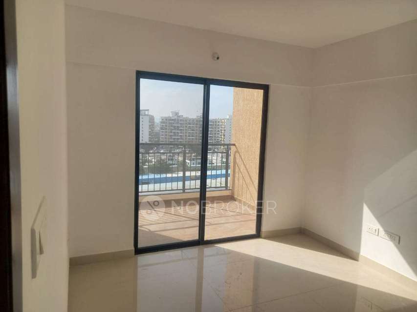 2 BHK Flat In Astonia Royale Tower K & L For Sale  In Ambegaon Budruk